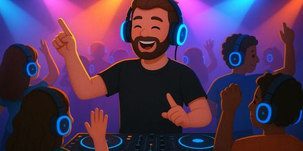 Silent Disco DJ Set Huren – Complete DJ Opstelling met Draadloze Koptelefoons Silent disco DJ set huren met draadloze koptelefoons, zenders en een compacte DJ-opstelling voor stille feesten en evenementen.