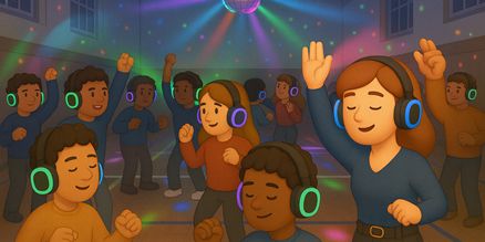 Silent disco huren voor evenementen | Meerdere kanalen en koptelefoons silent disco huren voor evenementen met draadloze koptelefoons en meerdere muziekkanalen