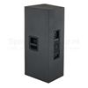 Zijaanzicht van de RCF NX 985-A actieve speaker met robuuste houten behuizing, stalen grill en geïntegreerde handgreep.