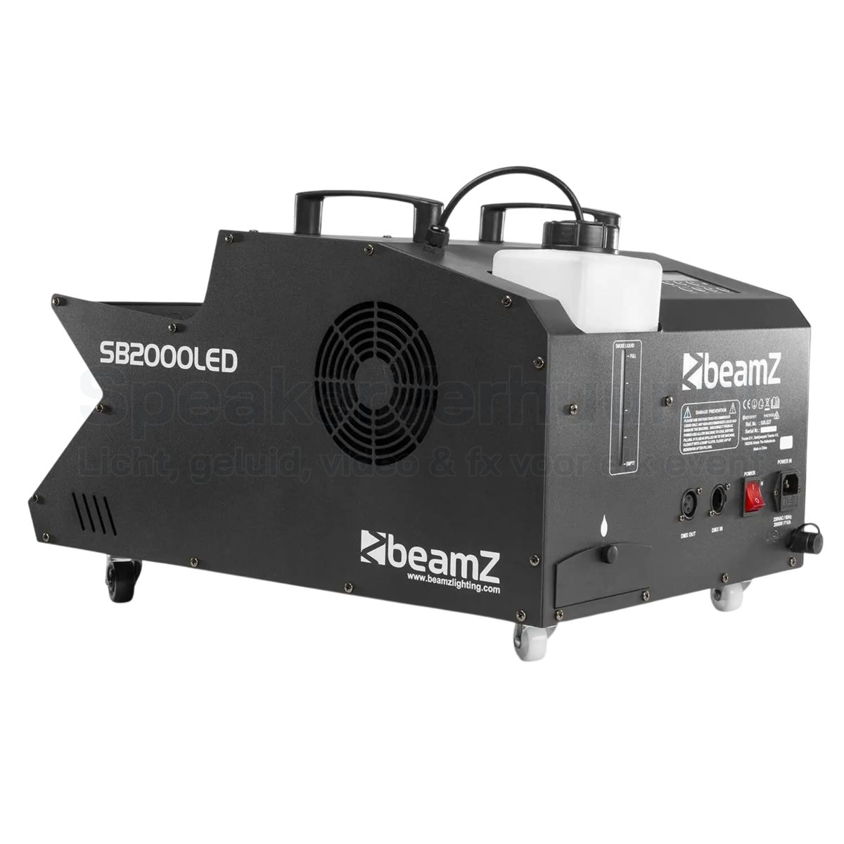 BeamZ SB2000LED zijkant huren | SpeakerVerhuur.nl Zijaanzicht van de BeamZ SB2000LED rook- en bellenblaasmachine met stevige metalen behuizing en montagebeugel voor professioneel gebruik.