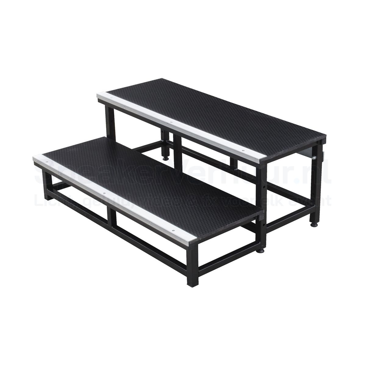 Podiumtrap 40 cm Hoog Huren | Veilige Opstap voor Podium | SpeakerVerhuur.nl Podiumtrap van 40 cm hoog huren voor veilig en eenvoudig toegang tot een podium