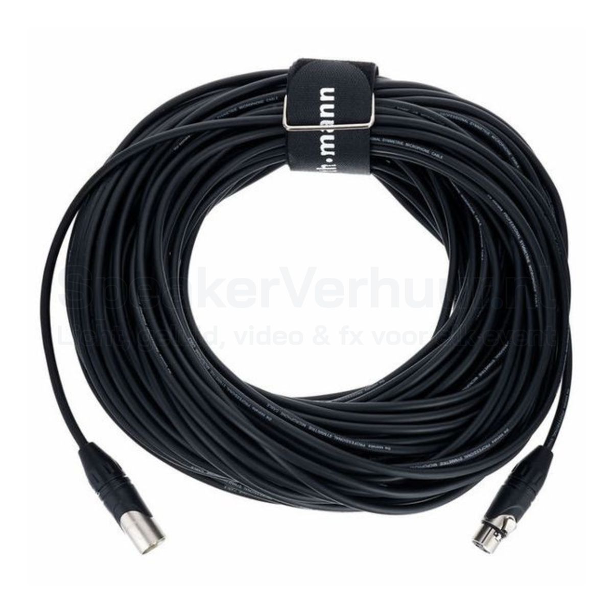 XLR kabel 50 meter huren | SpeakerVerhuur.nl XLR kabel van 50 meter huren voor het aansluiten van microfoons, speakers, mengpanelen en andere professionele audioapparatuur over grote afstanden met een storingsvrije signaaloverdracht.