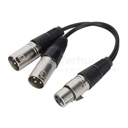 1x XLR male naar 2x XLR female kabel huren | SpeakerVerhuur.nl 1x XLR male naar 2x XLR female Y-kabel huren voor het splitsen van een XLR-audiosignaal naar twee professionele audioapparaten, zoals mixers, speakers en microfoons.