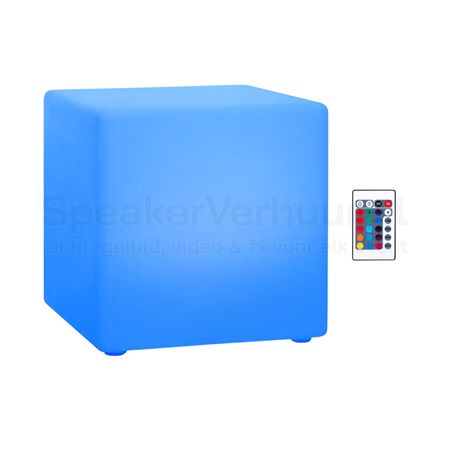 RGB LED Kubus 50x50 cm Huren | Verlichte LED Kubus | SpeakerVerhuur.nl RGB LED kubus van 50x50 cm huren voor feesten, evenementen, beurzen, lounges en sfeerverlichting
