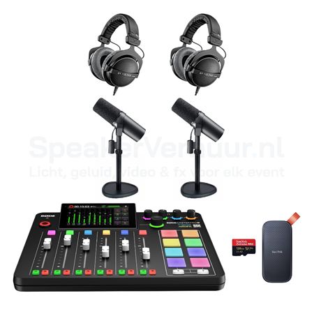 Podcast set Pro voor 2 personen huren met professionele microfoons, audio-interface en accessoires voor hoogwaardige opnames