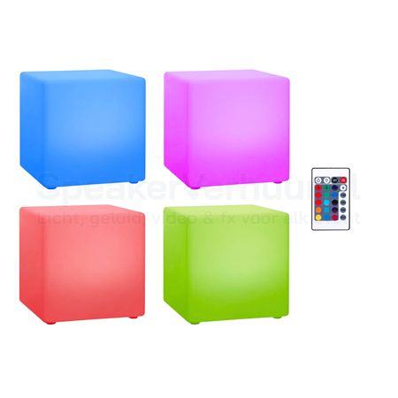 RGB LED Kubus 50x50 cm Set van 4 Huren | Verlichte LED Kubussen | SpeakerVerhuur.nl RGB LED kubus set van 4 stuks van 50x50 cm huren voor feesten, evenementen, beurzen, lounges en sfeerverlichting